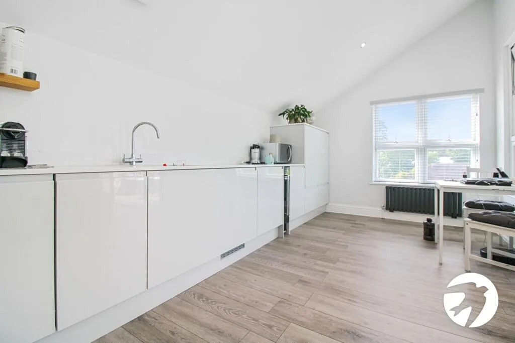 1 bedroom penthouse for rent