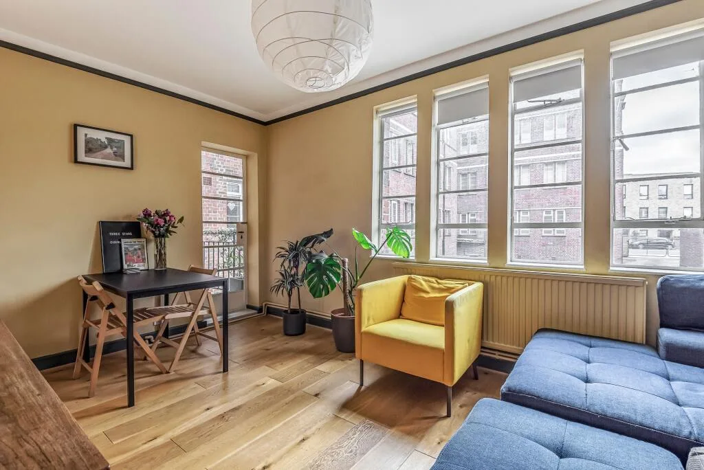 3 bedroom flat for rent