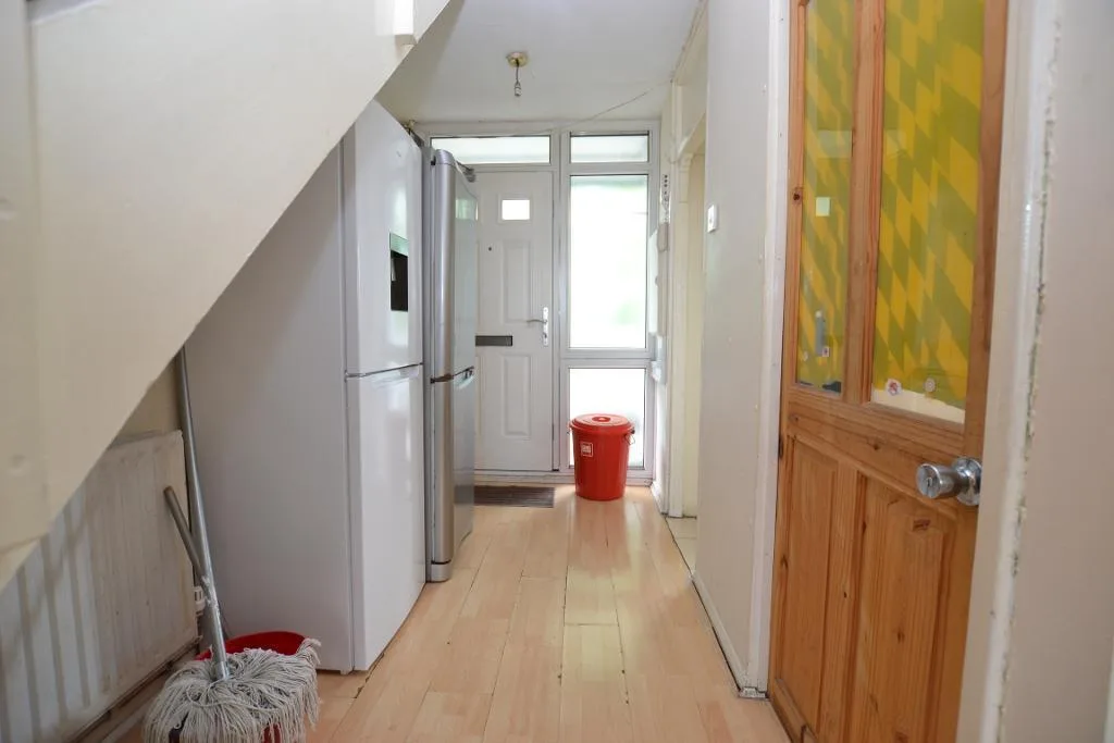 4 bedroom maisonette for rent