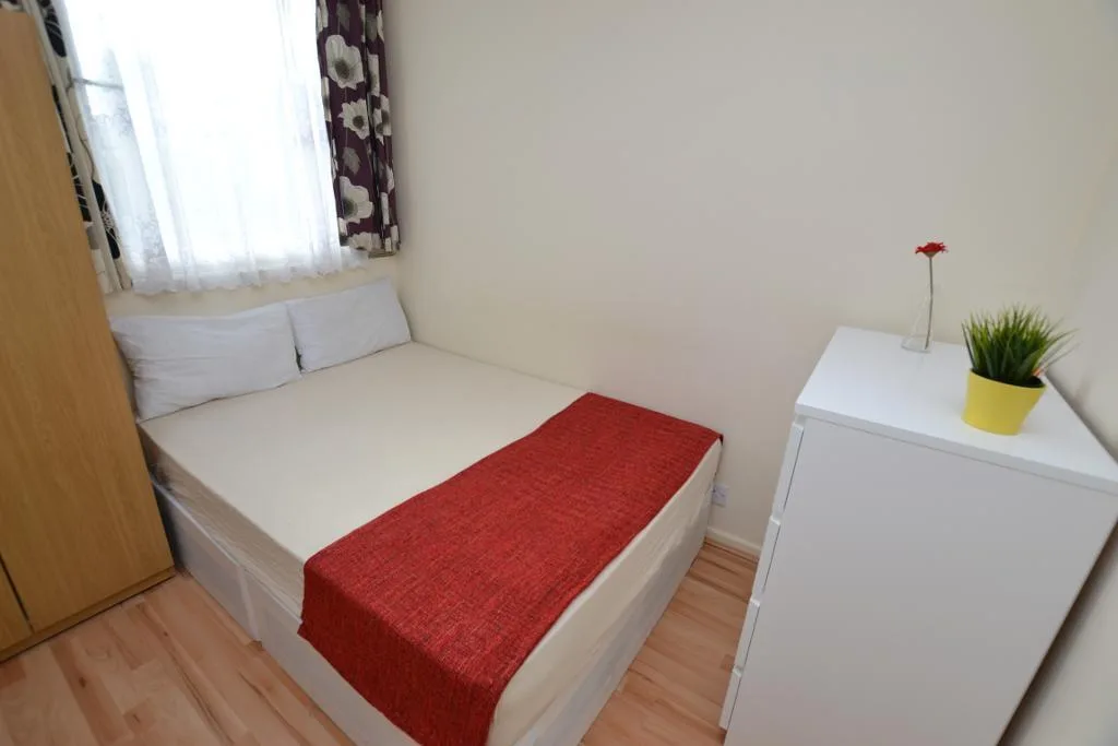 4 bedroom maisonette for rent