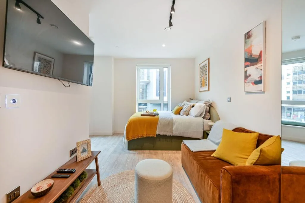 Studio flat for rent