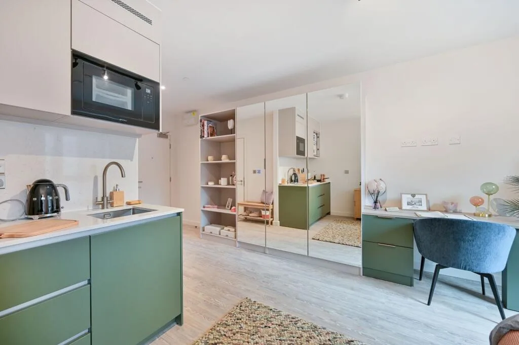 Studio flat for rent