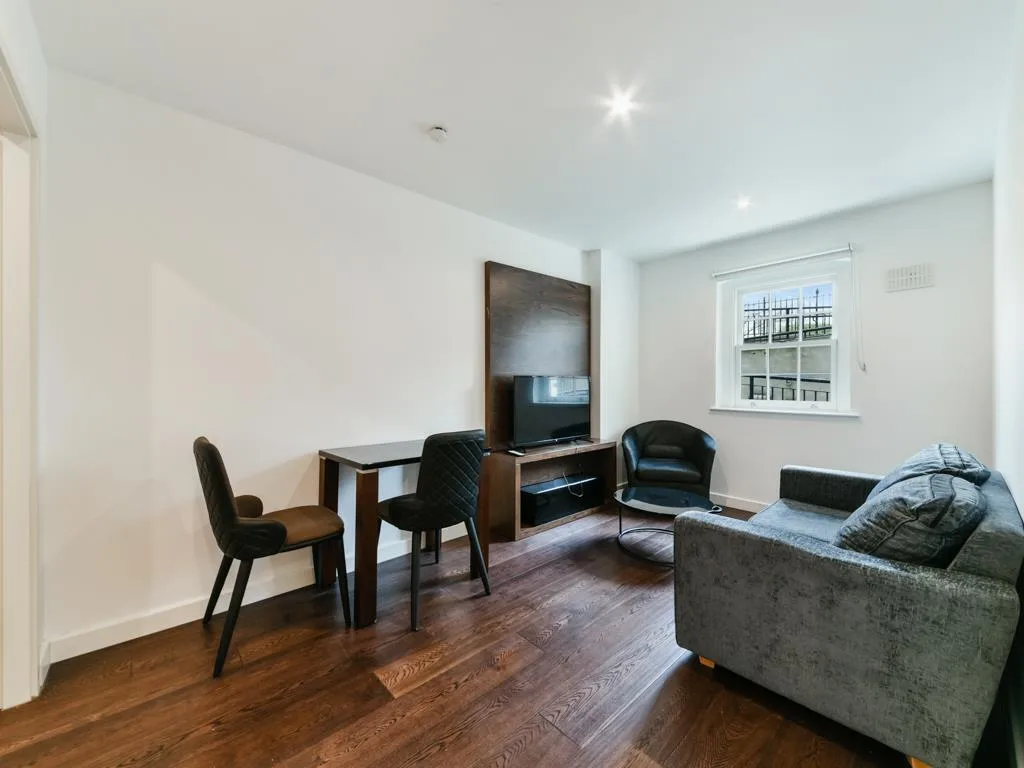 1 bedroom flat for rent