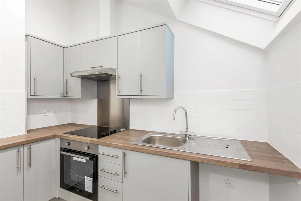 4 bedroom apartment for rent
