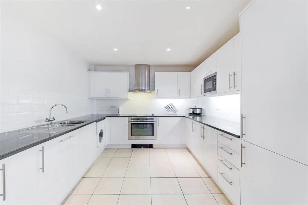 3 bedroom apartment for rent