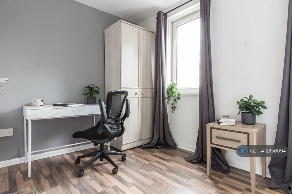 4 bedroom maisonette for rent