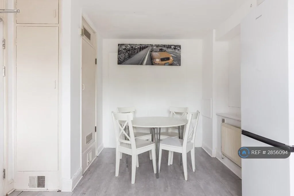 4 bedroom maisonette for rent