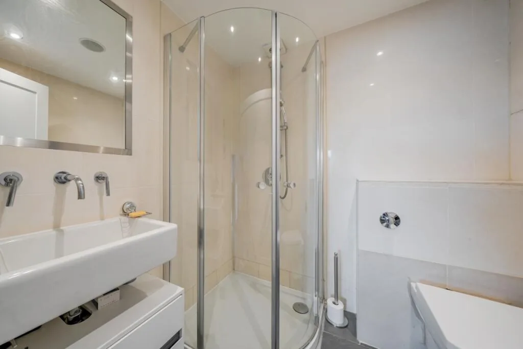 3 bedroom flat for rent