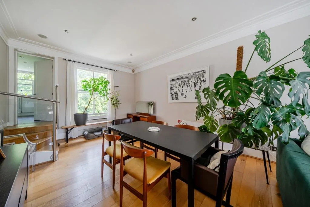 3 bedroom flat for rent