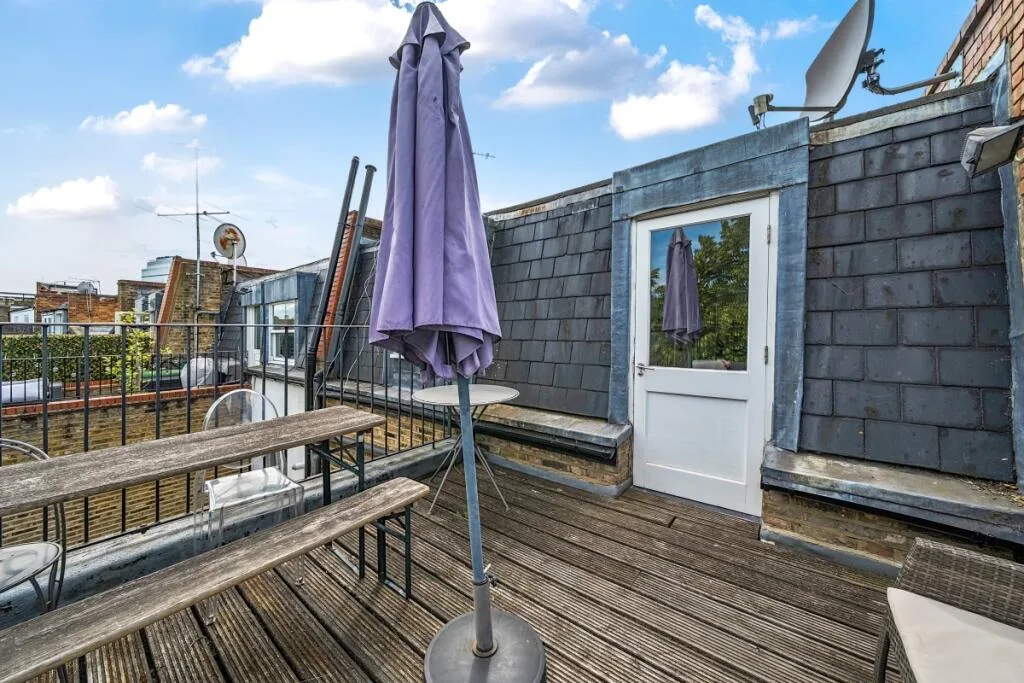 3 bedroom flat for rent