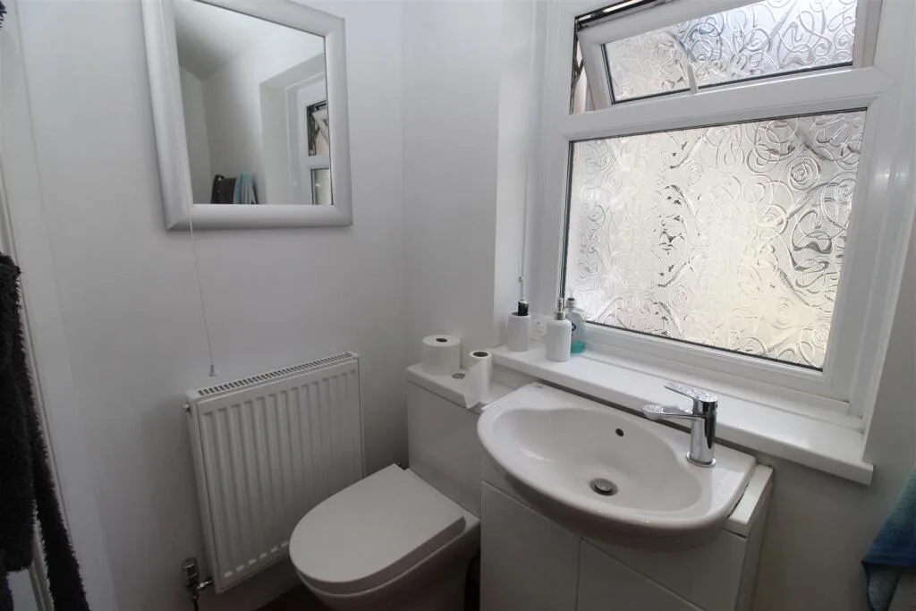 1 bedroom house for rent