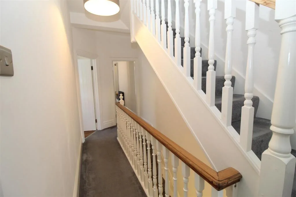 1 bedroom house for rent