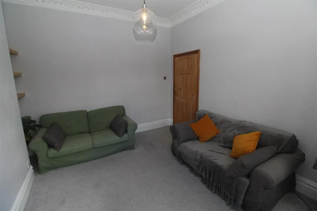 1 bedroom house for rent