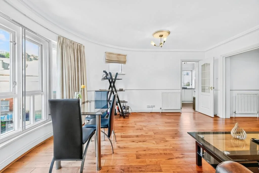 2 bedroom flat for rent