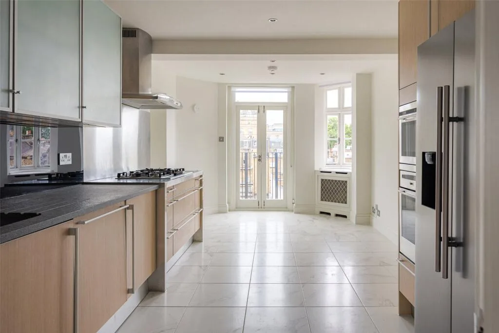 3 bedroom apartment for rent