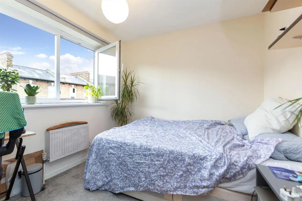4 bedroom apartment for rent
