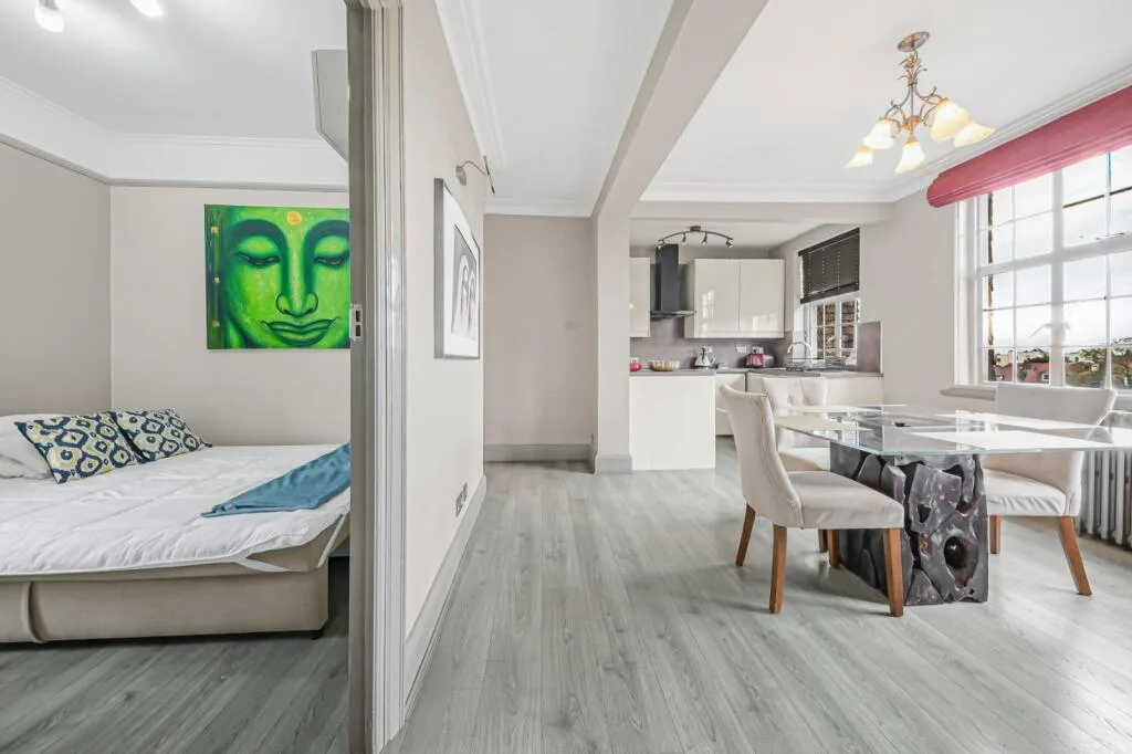 3 bedroom flat for rent