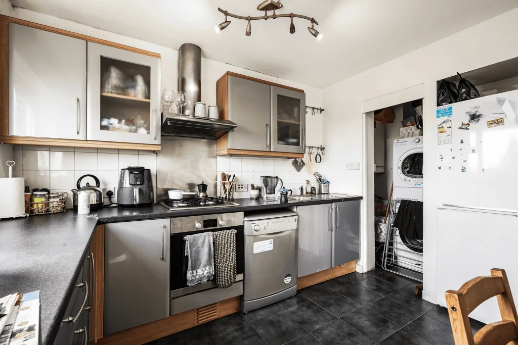 3 bedroom apartment for rent