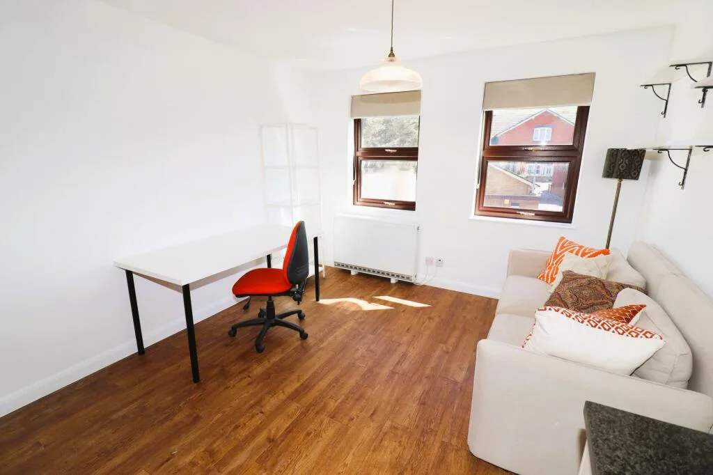 2 bedroom house for rent