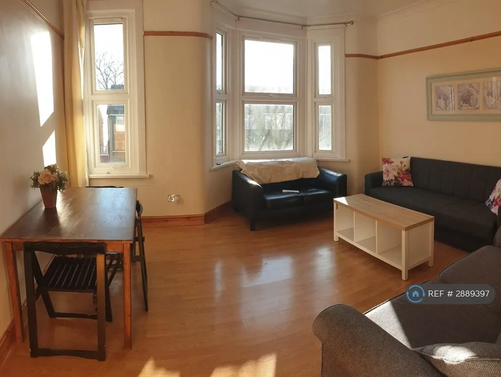 2 bedroom flat for rent