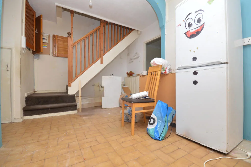 3 bedroom maisonette for rent