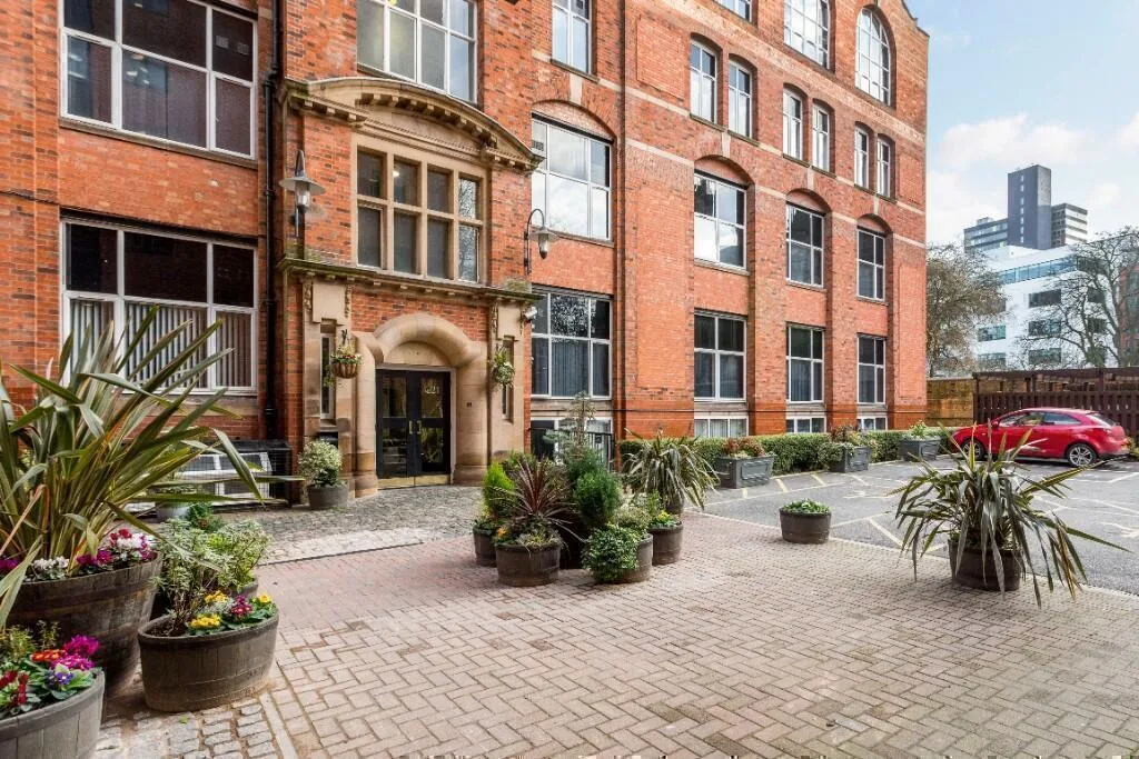 Studio flat for rent