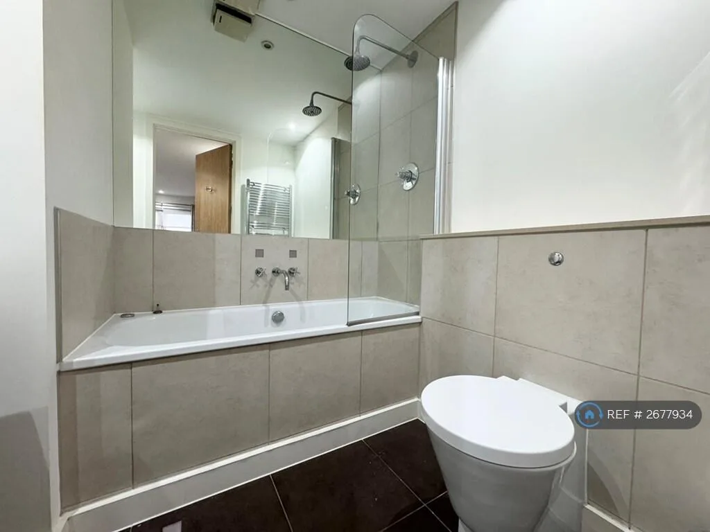 2 bedroom penthouse for rent