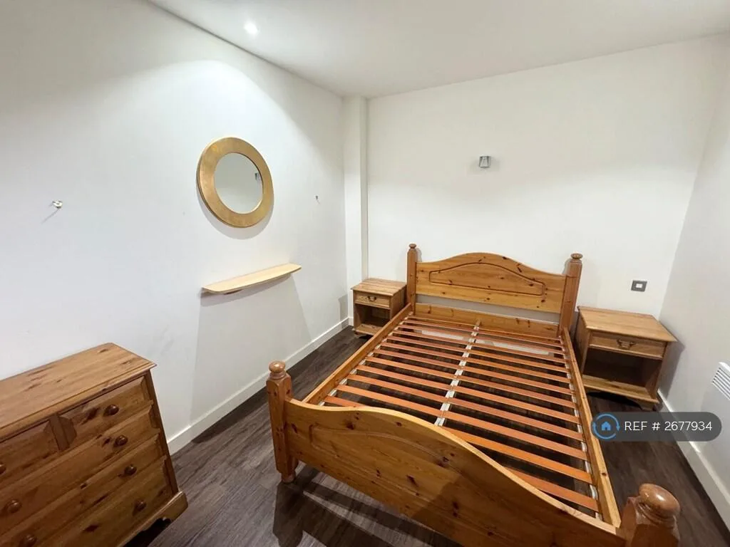 2 bedroom penthouse for rent