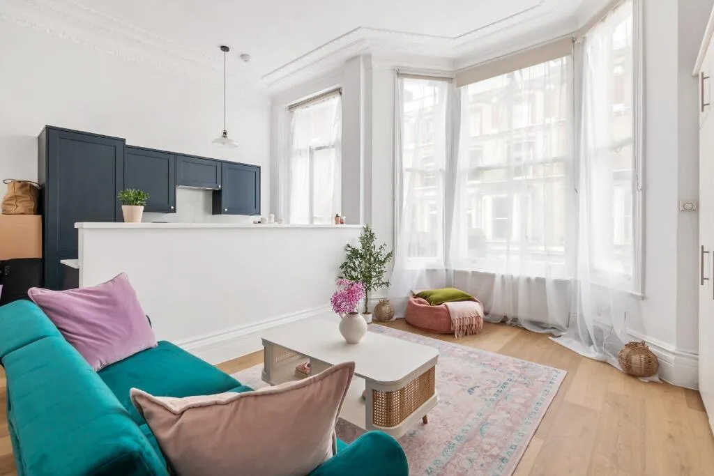Studio flat for rent