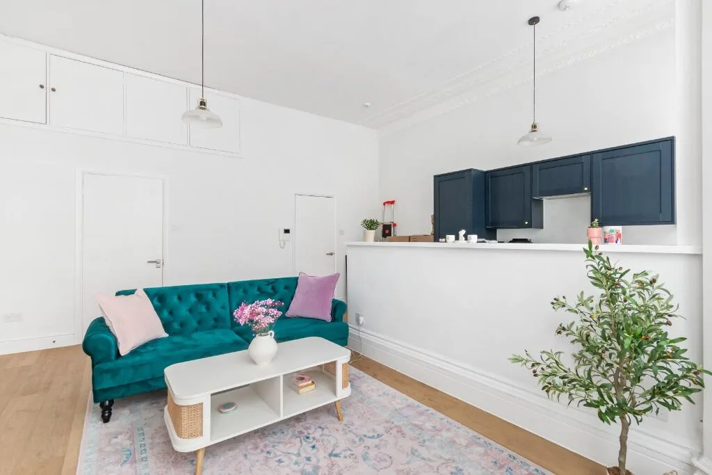 Studio flat for rent