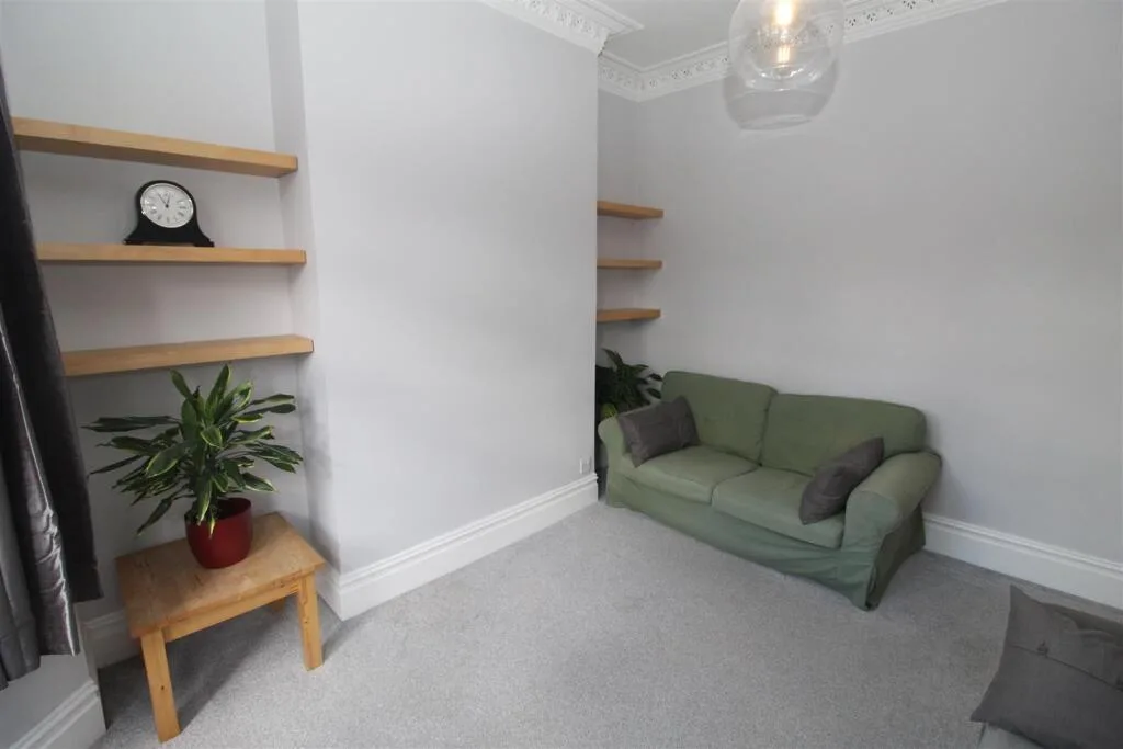 1 bedroom house for rent