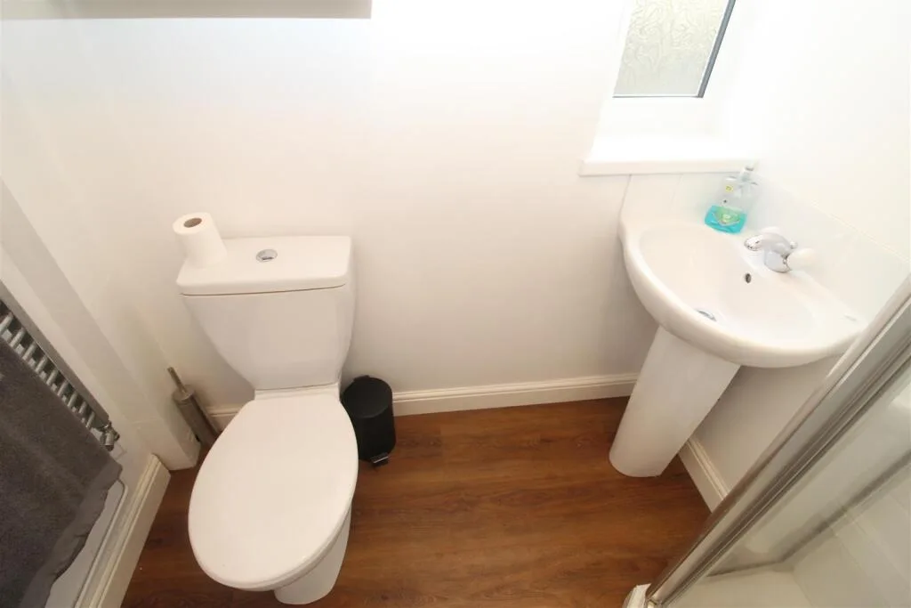 1 bedroom house for rent