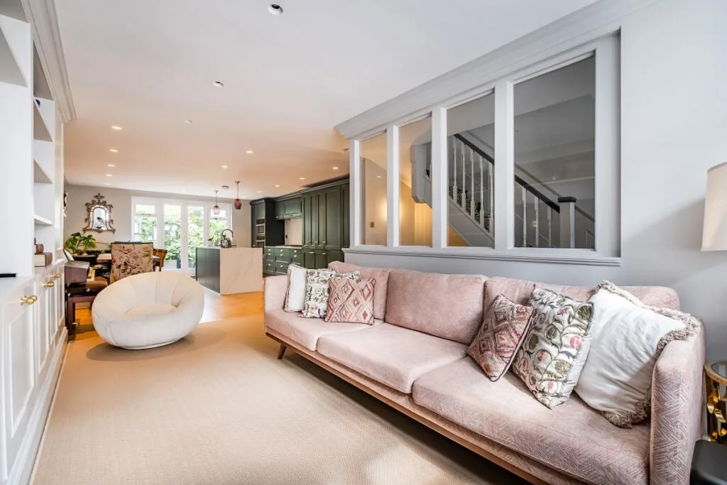 4 bedroom terraced house for rent
