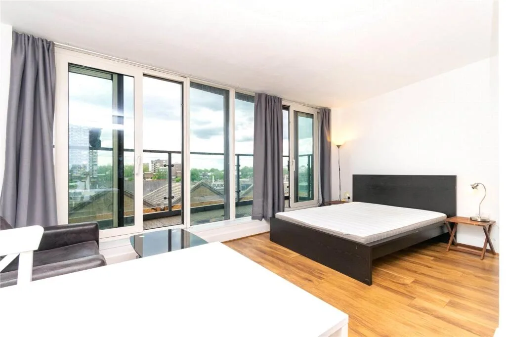 Studio flat for rent