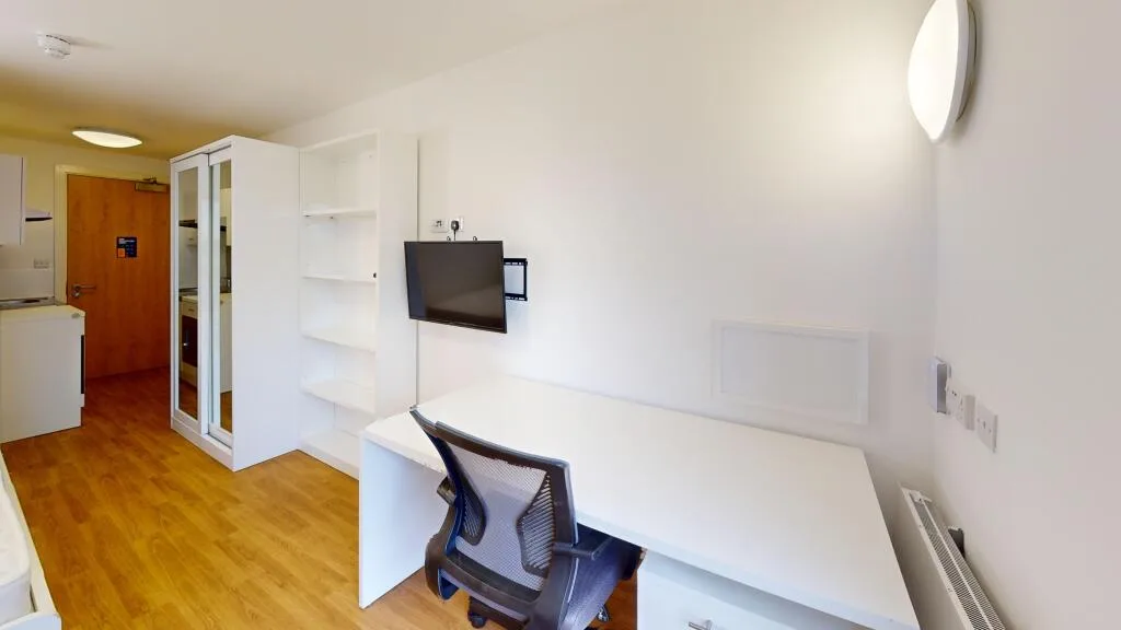 Studio flat for rent