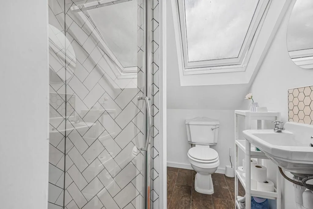 3 bedroom maisonette for rent