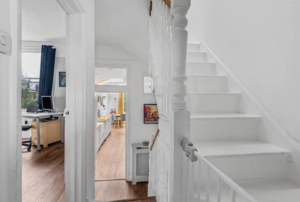 3 bedroom maisonette for rent