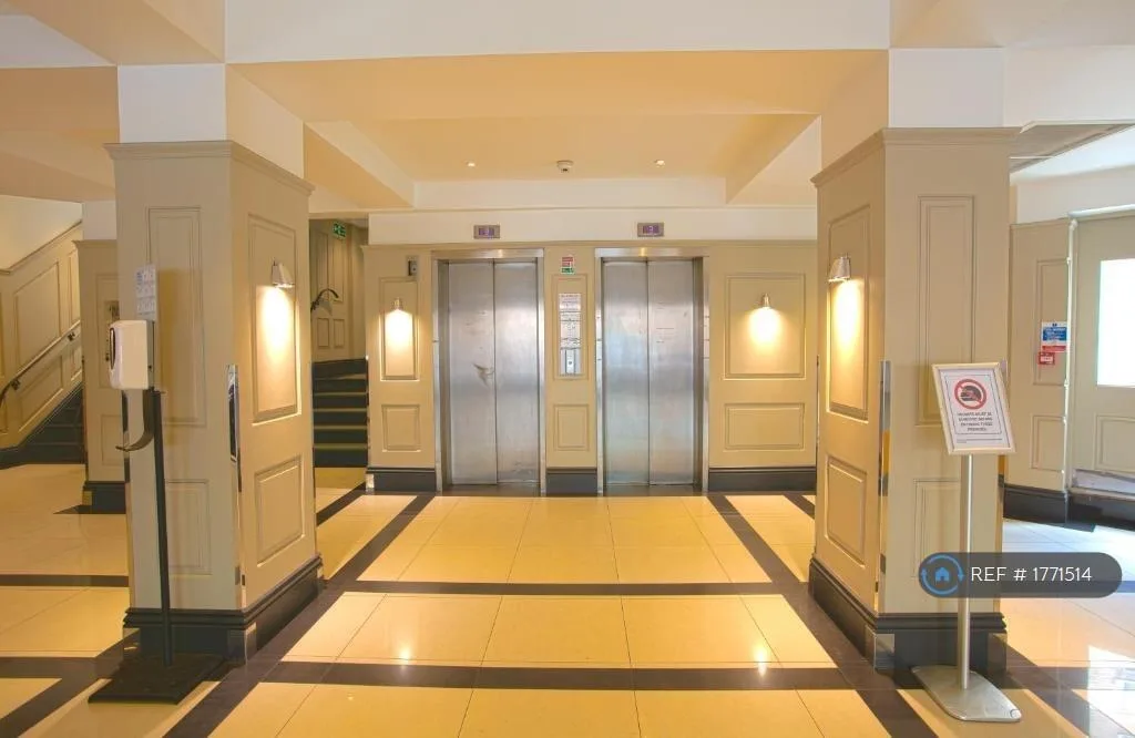 2 bedroom penthouse for rent