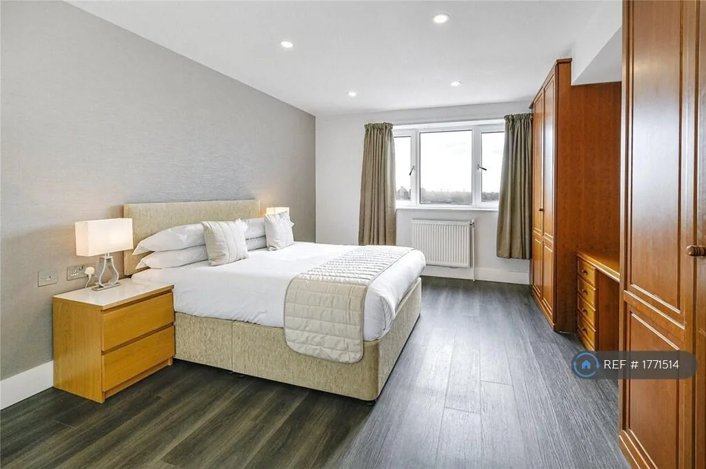 2 bedroom penthouse for rent