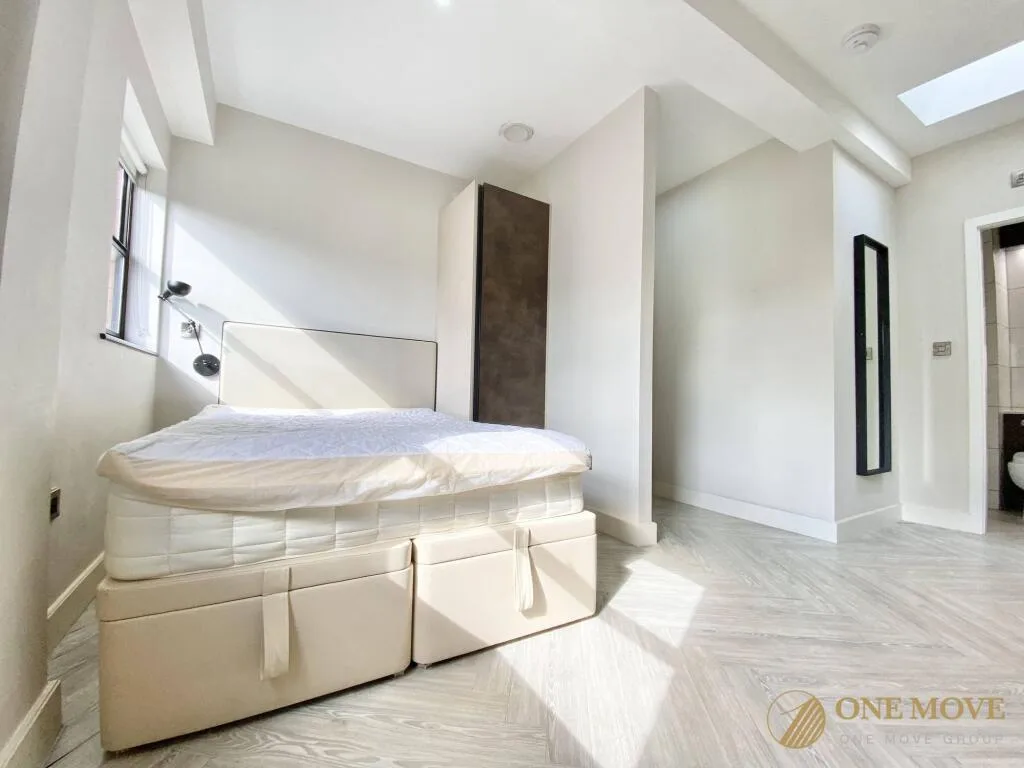 Studio flat for rent