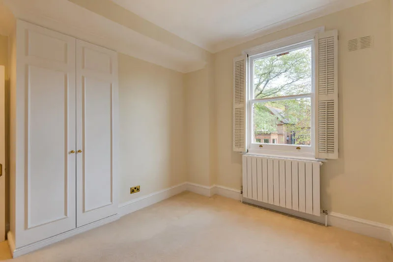 3 bedroom maisonette for rent