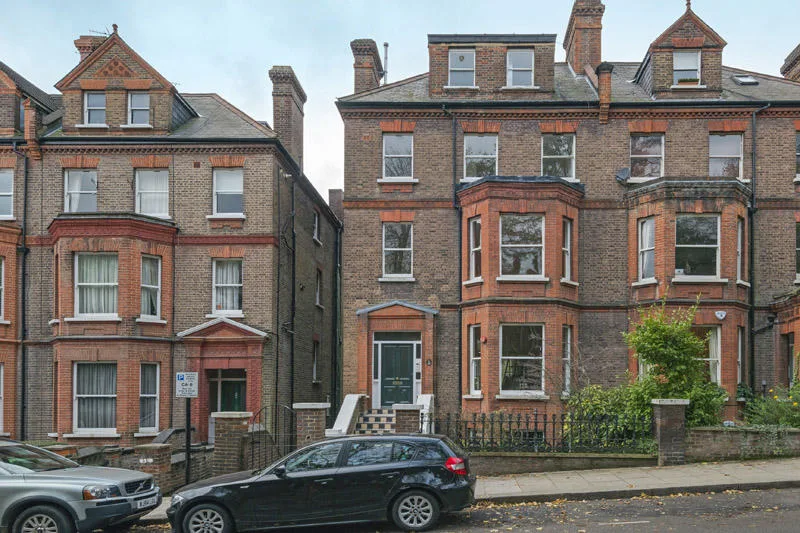 3 bedroom maisonette for rent