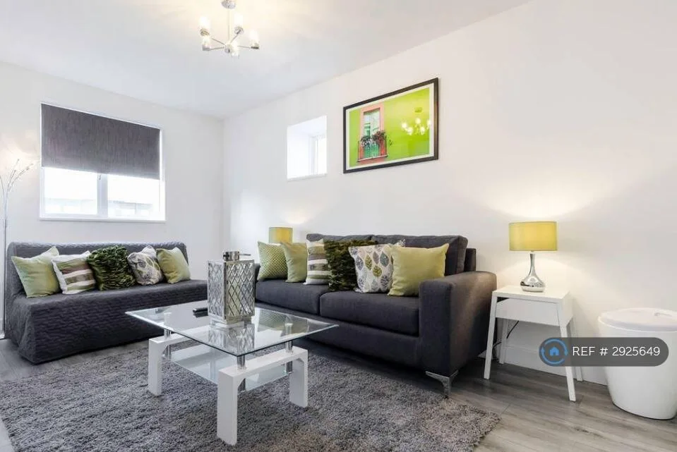 4 bedroom flat for rent