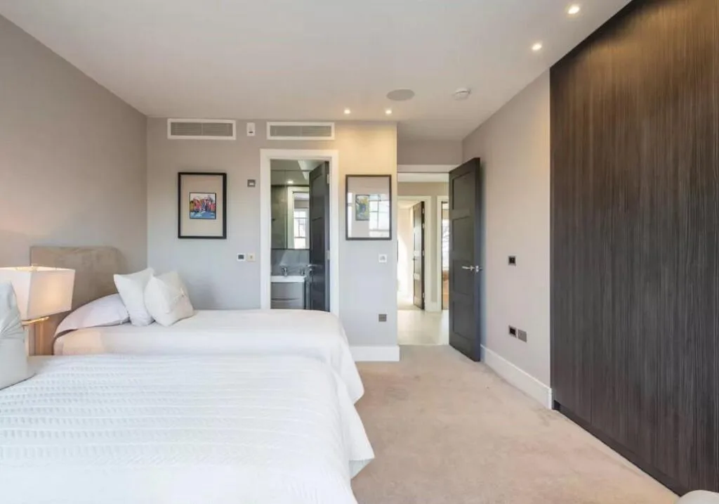 4 bedroom apartment for rent