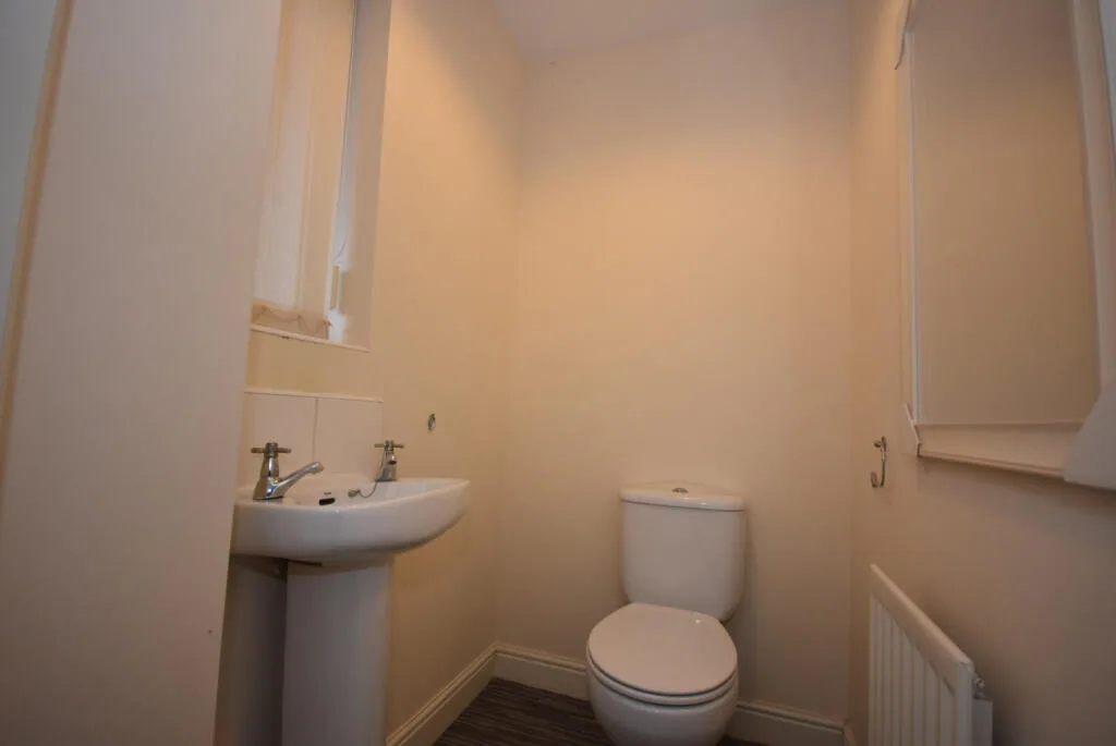 4 bedroom terraced house for rent