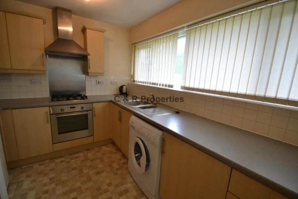 4 bedroom terraced house for rent