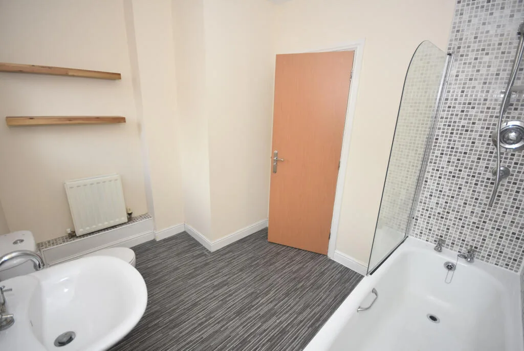 4 bedroom terraced house for rent