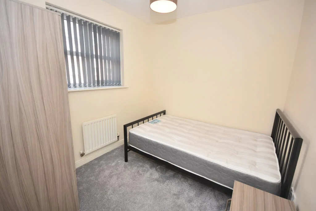 4 bedroom terraced house for rent