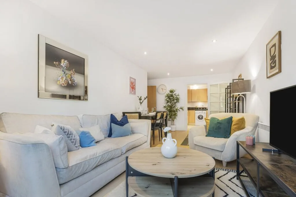 2 bedroom apartment for rent
