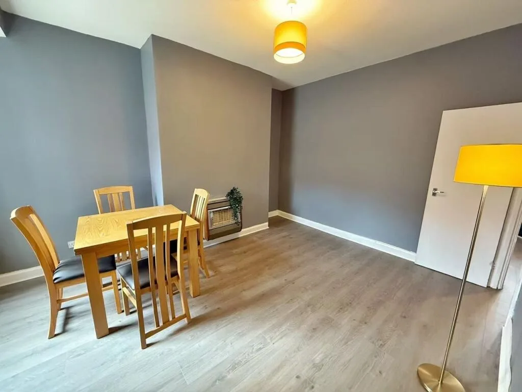 4 bedroom terraced house for rent